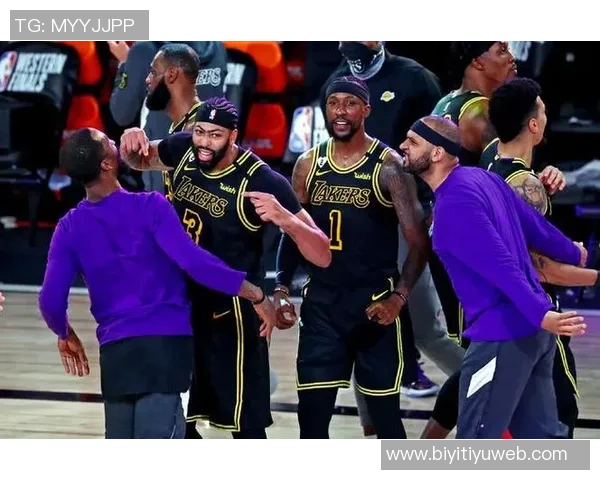 浓眉坚定信念：自我反思是解决问题的关键所在